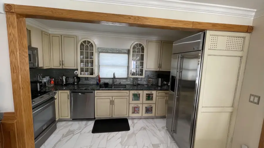 1220 Evergreen Road, Columbus, OH 43207 - #3