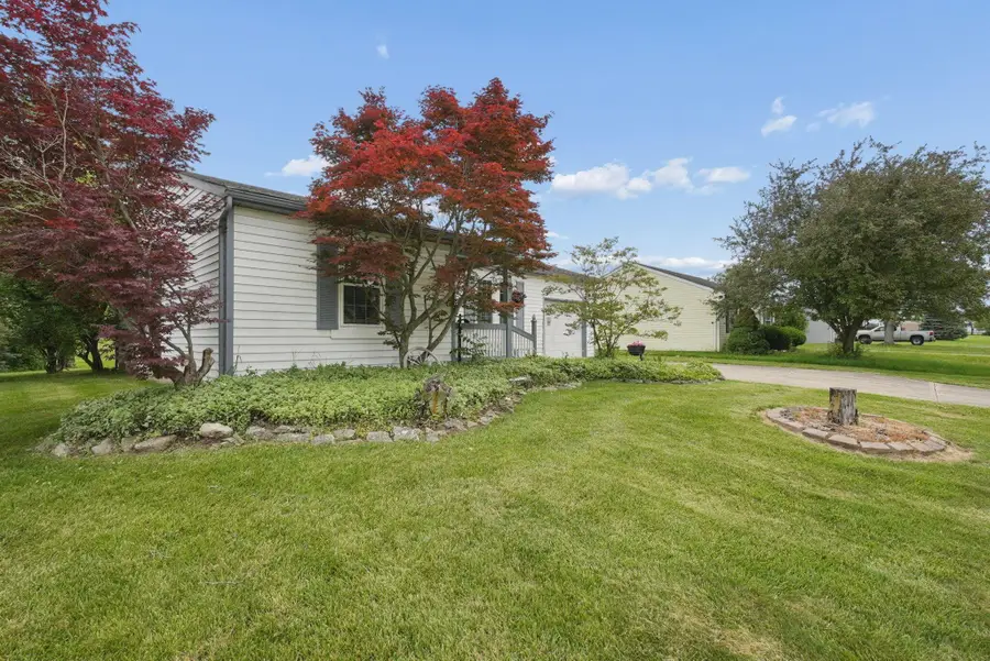 9 Carmel Court, Ashville, OH 43103 - #3