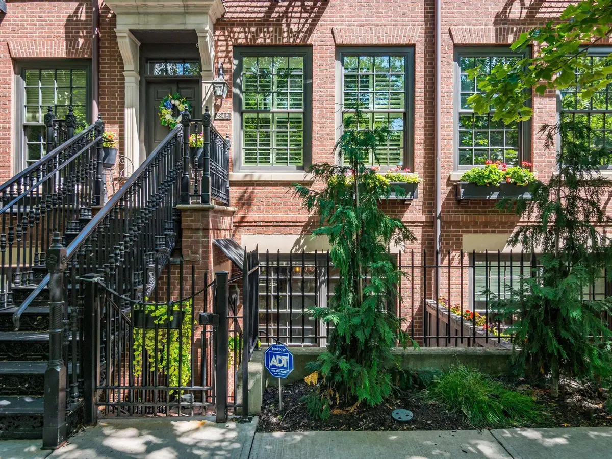 284 E Gay Street, Columbus, OH 43215 - #1