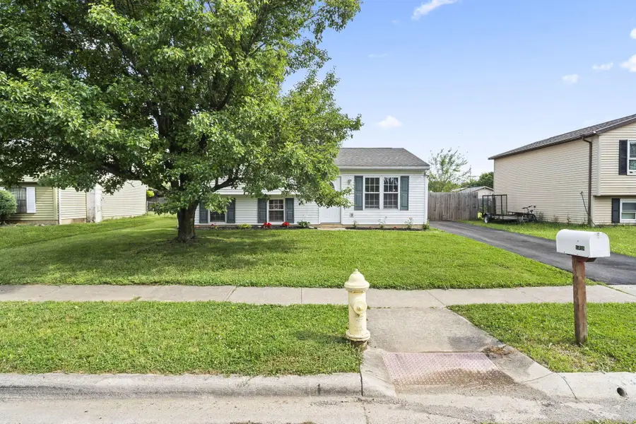 1638 Elm Creek Drive, Grove City, OH 43123 - #2