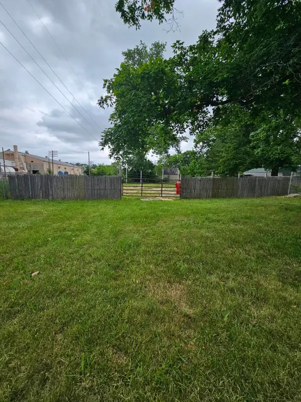 74 S Cherry Street, London, OH 43140