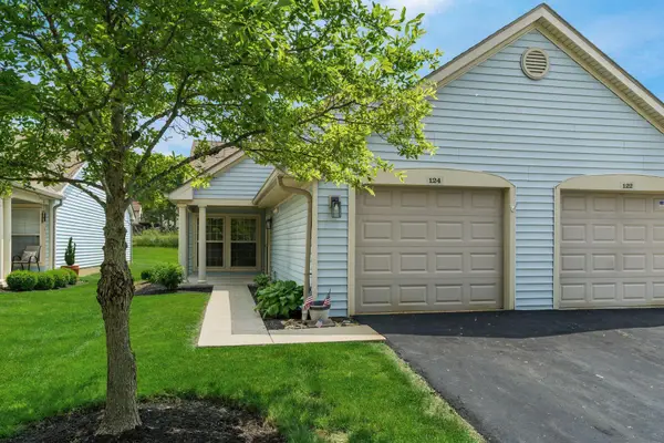 124 Oak Creek Place, Gahanna, OH 43230