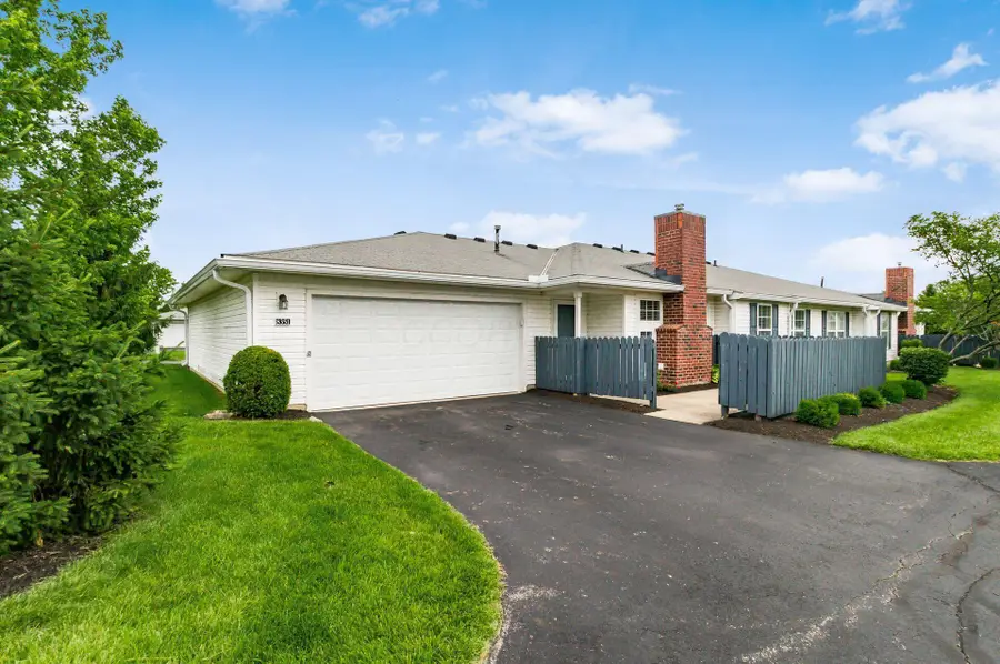 8351 Greyhawk Circle, Columbus, OH 43240 - #2