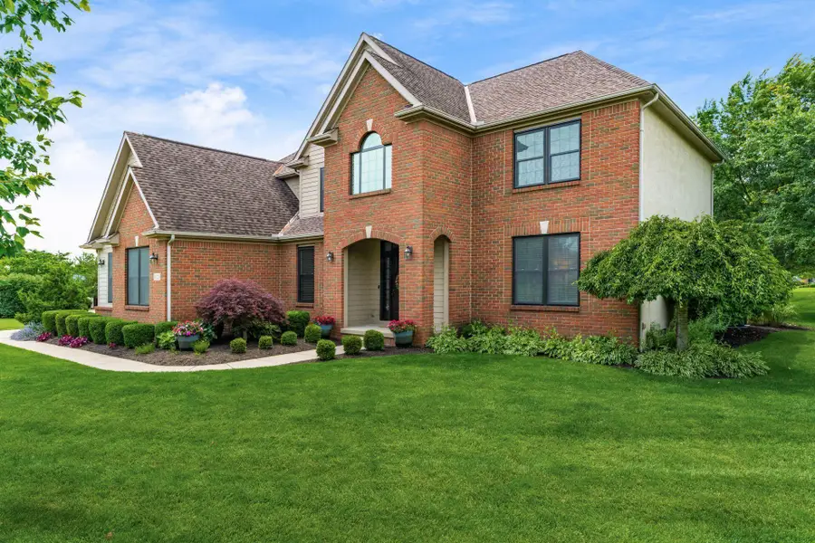 8322 Meadowmoore Place, Pickerington, OH 43147 - #3