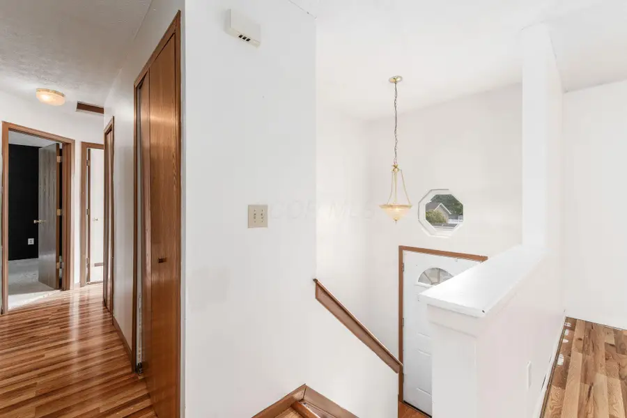 1564 Hansen Avenue, Columbus, OH 43224 - #3