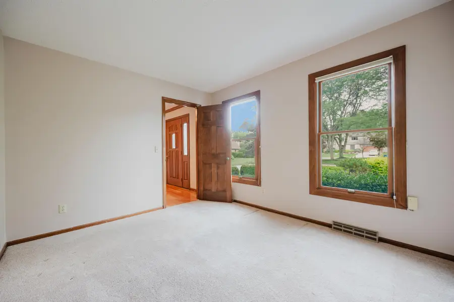 5586 Loch More Court W, Dublin, OH 43017 - #3