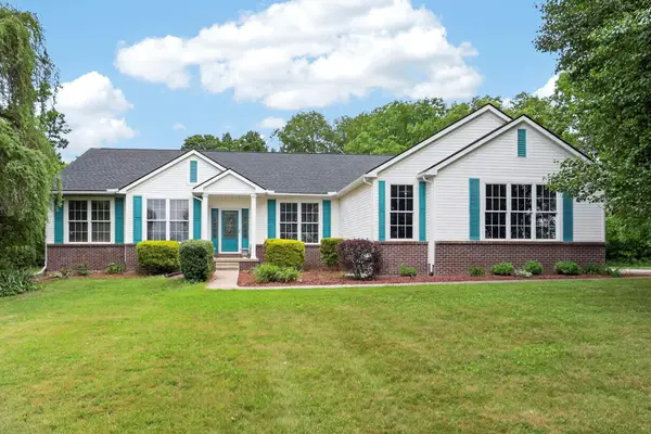 67 Blue Bonnet Drive, Heath, OH 43056