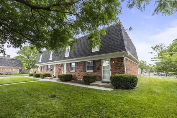4454 Folkestone Court S, Columbus, OH 43220