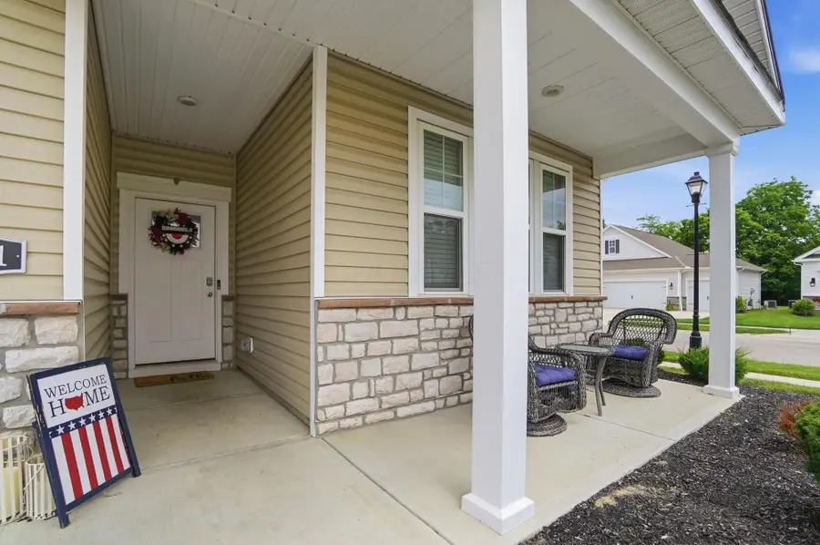 5851 Ryman Drive E, Grove City, OH 43123 - #3