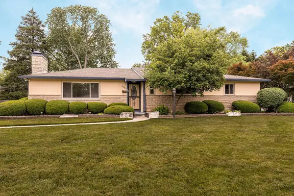 2398 Beverly Place, Columbus, OH 43209