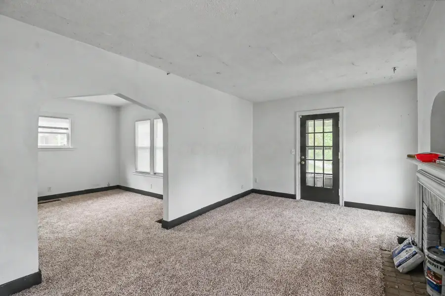 221 Penn Avenue, Mansfield, OH 44903 - #3