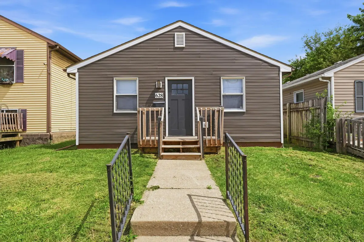628 Reynolds Avenue, Columbus, OH 43201 - #1