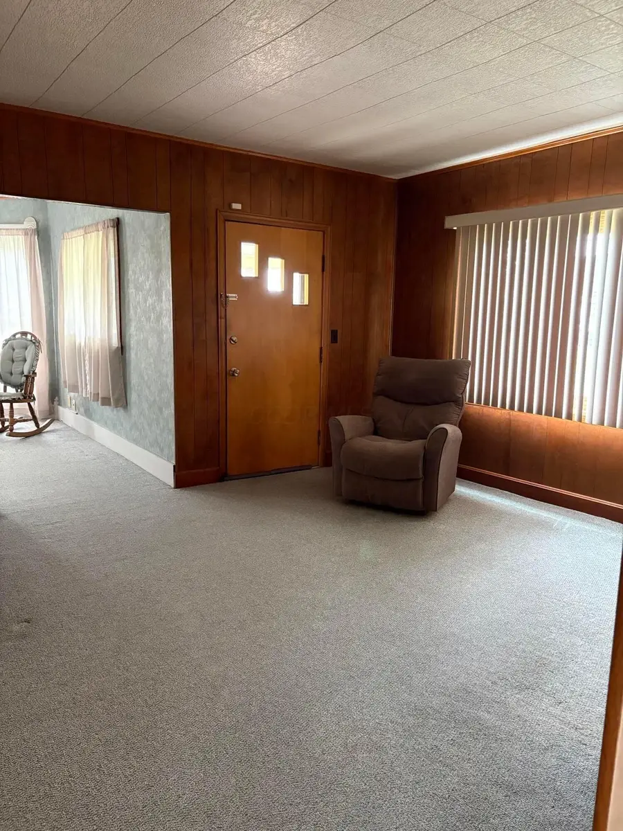 449 N Greenwood Street, Marion, OH 43302 - #2