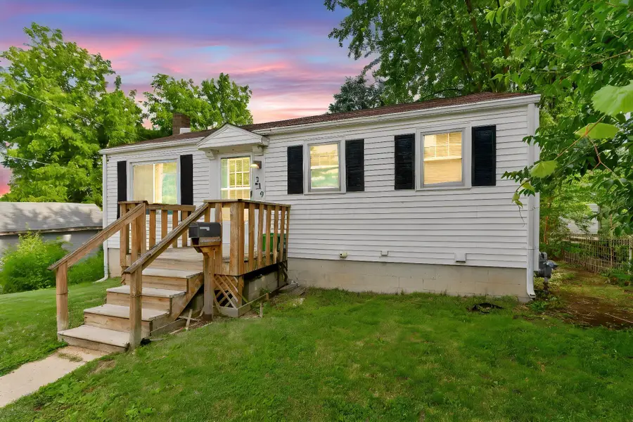 319 Colton Avenue, Bellefontaine, OH 43311 - #3
