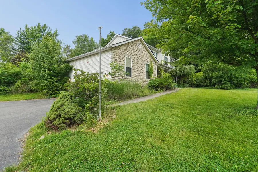 1575 Pleasantville Road Nw, Baltimore, OH 43105 - #2
