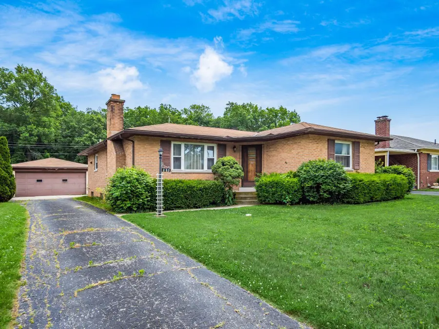 380 Topsfield Road, Columbus, OH 43228 - #2