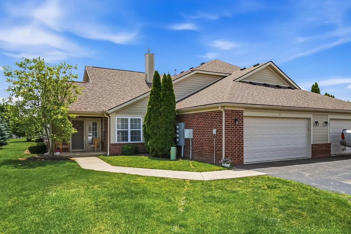 27 Greenhedge Circle, Delaware, OH 43015 - #1
