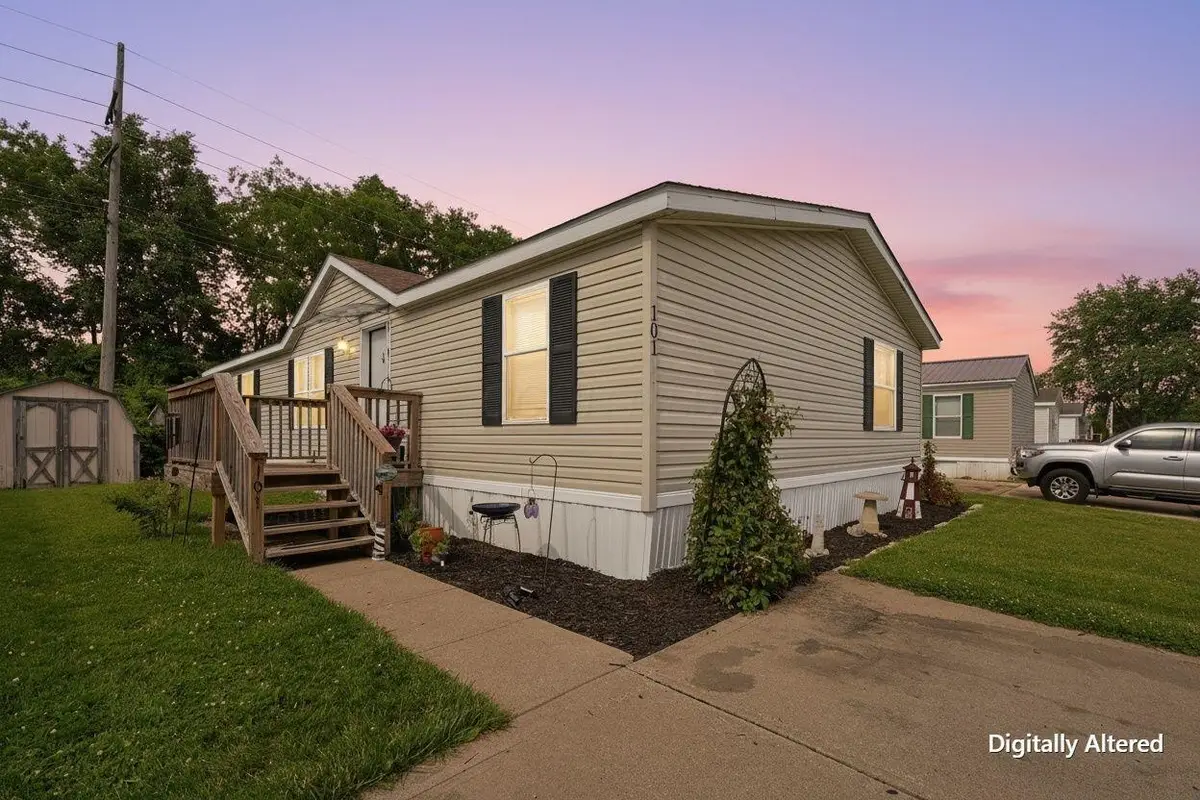 1100 Thornwood Drive Sw, Heath, OH 43056 - #1