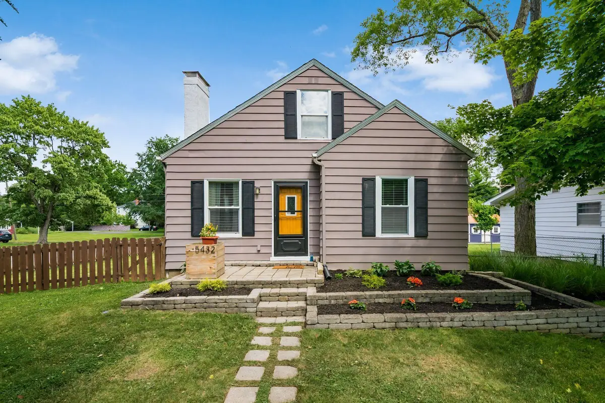 5432 Sharon Park Avenue, Columbus, OH 43214 - #1