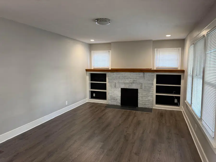 228 N Warren Avenue, Columbus, OH 43204 - #3