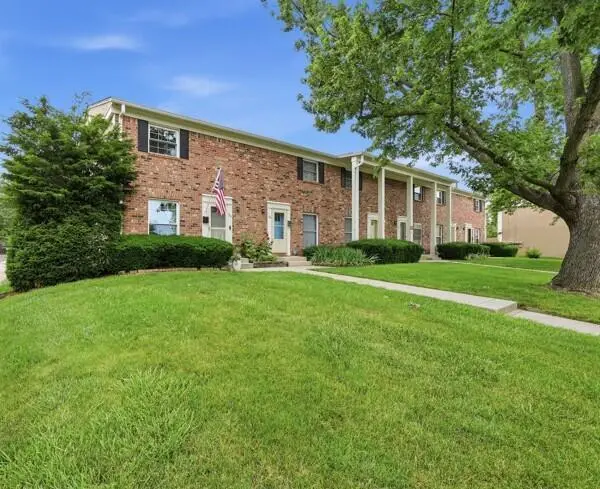 123 Beacon Run W, Columbus, OH 43228 - #1