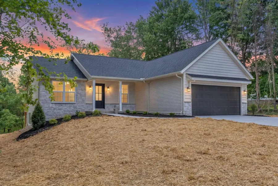 147 Jonathon Drive, Howard, OH 43028 - #2