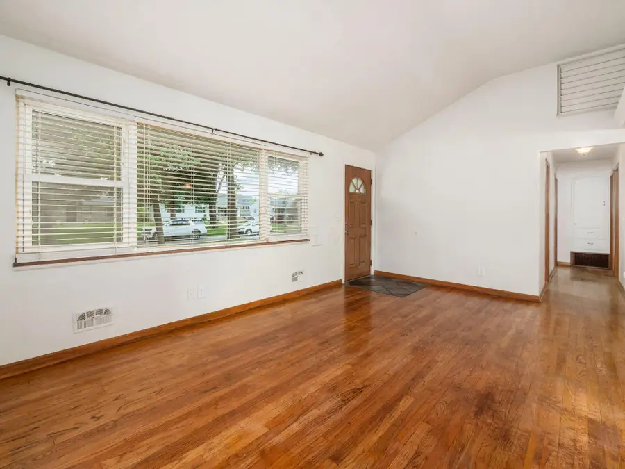 1454 Osborn Drive, Upper Arlington, OH 43221 - #3