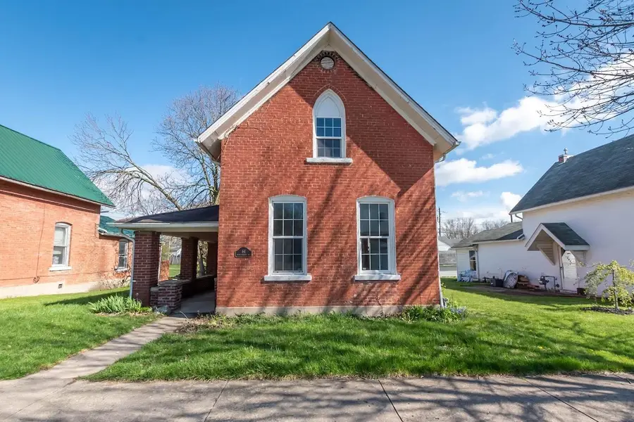 64 W Center Street, London, OH 43140 - #2