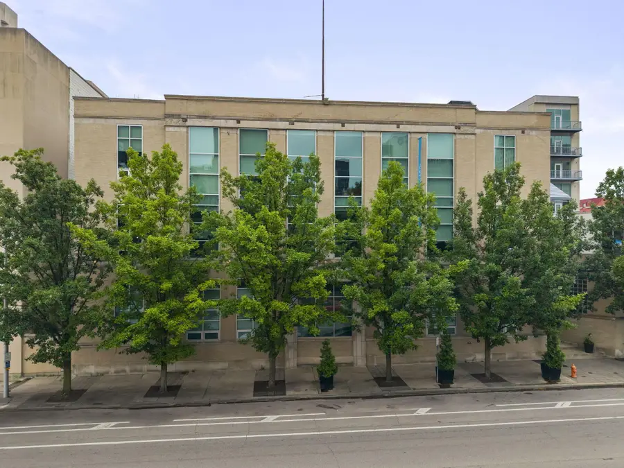60 E Spring Street, Columbus, OH 43215 - #2