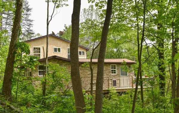 11097 Frasure Helber Road, Logan, OH 43138