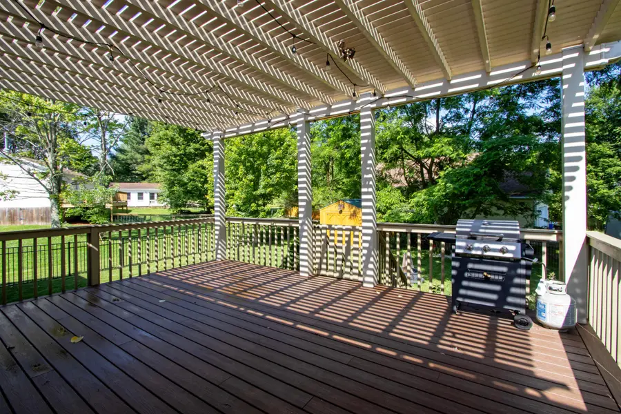 39 S Highland Court, Howard, OH 43028 - #3