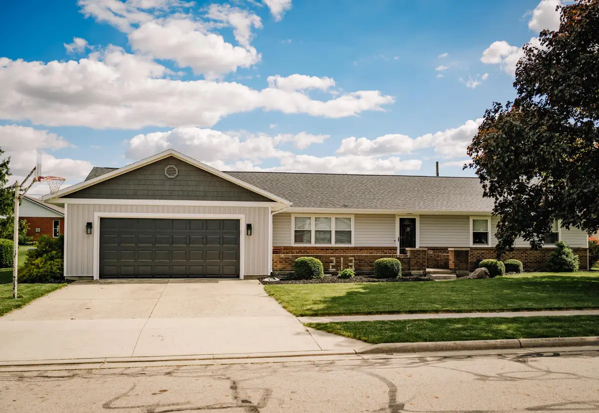 213 West Street, Jackson Center, OH 45334 - #1