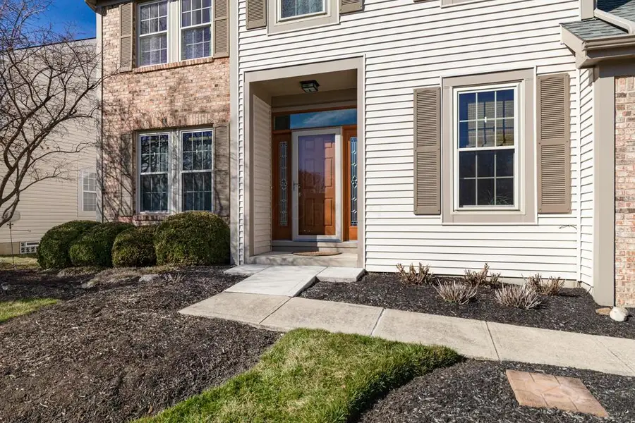 3766 Pleasantbrook Drive, Hilliard, OH 43026 - #2