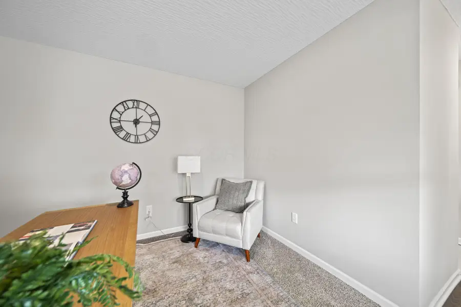 908 Eastern Avenue, Bellefontaine, OH 43311 - #2