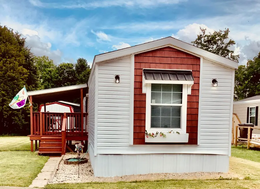 144 Villa Drive, Circleville, OH 43113 - #2
