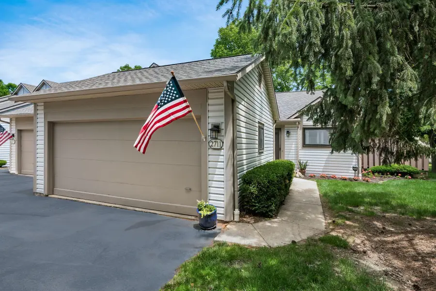 2711 Woodland Trail Drive, Columbus, OH 43231 - #3