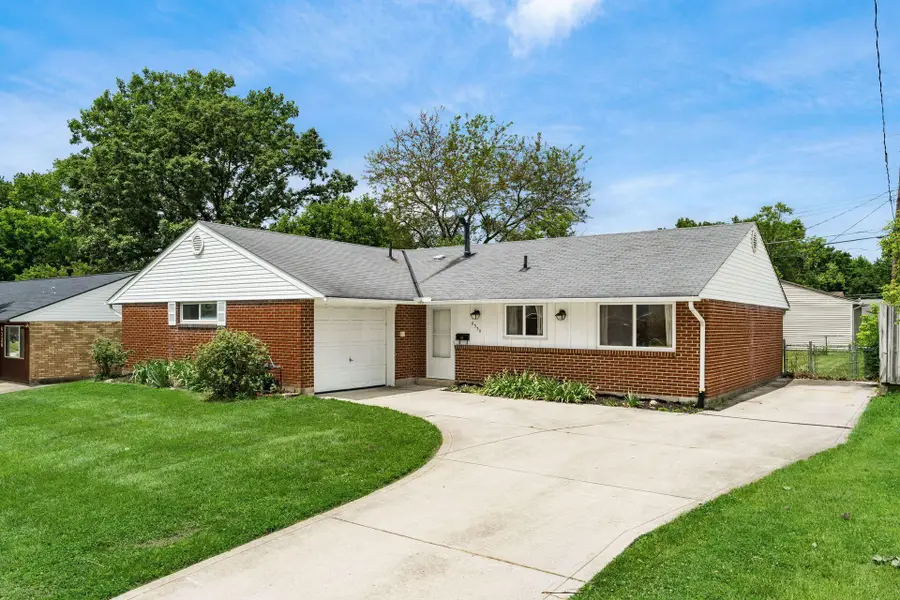 6330 Brauning Drive, Reynoldsburg, OH 43068 - #2