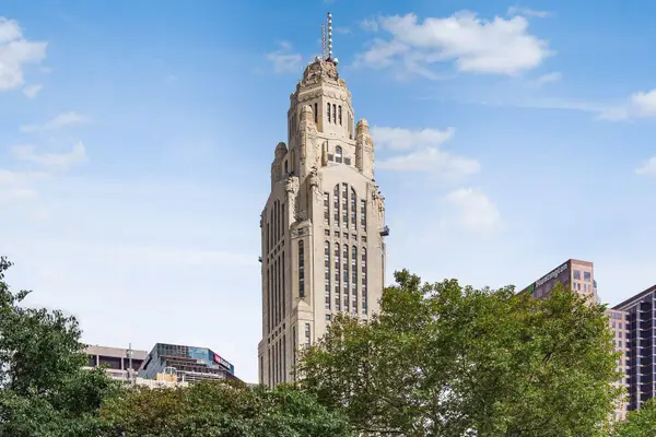 50 W Broad Street, Columbus, OH 43215