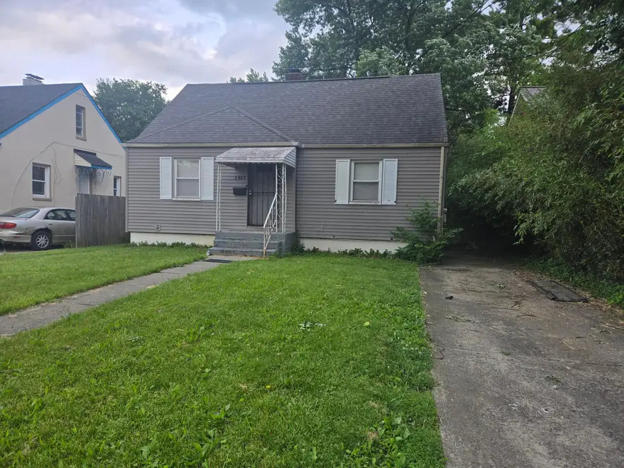 3052 Medina Avenue, Columbus, OH 43224 - #2