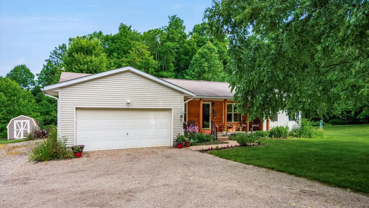 9250 Township Road 169 Ne, New Lexington, OH 43764 - #1