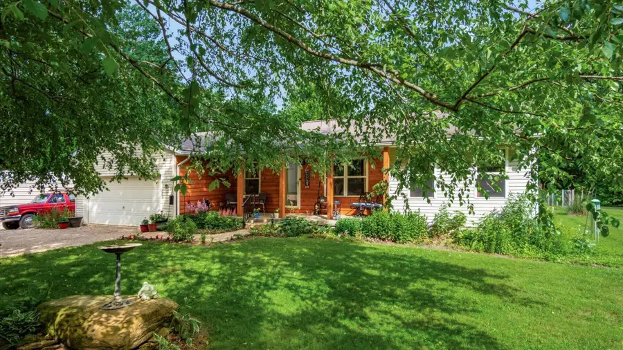 9250 Township Road 169 Ne, New Lexington, OH 43764 - #3