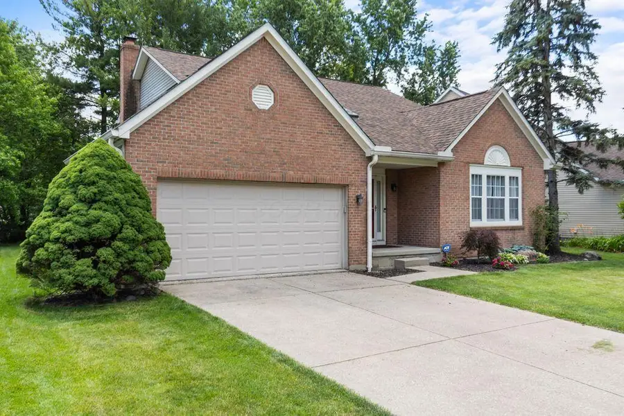 6844 Spruce Pine Drive, Columbus, OH 43235 - #3