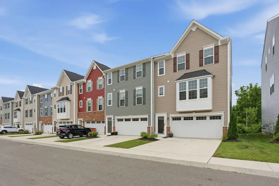 6831 Henley Drive, Reynoldsburg, OH 43068 - #3