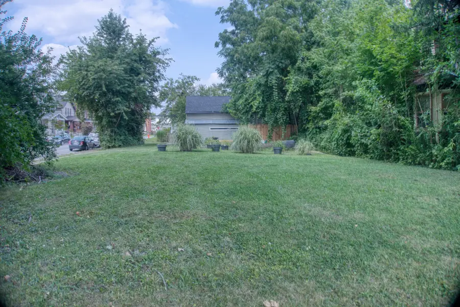 302 Parkwood Avenue, Columbus, OH 43203 - #2