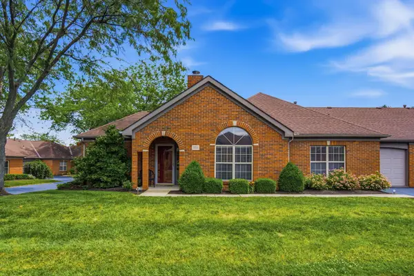 5831 Locbury Lane, Dublin, OH 43016