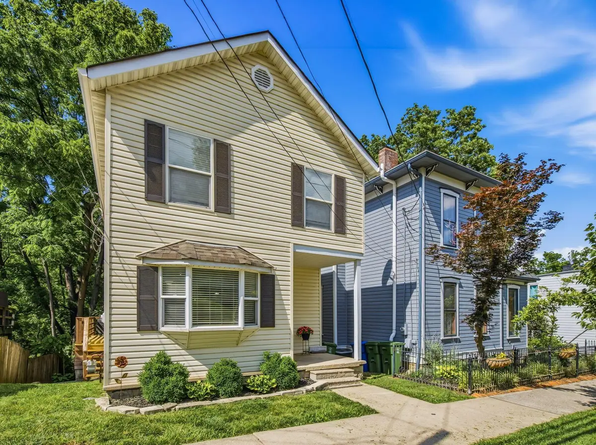 230 W William Street, Delaware, OH 43015 - #1