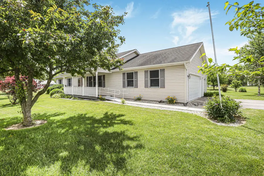 2039 Oakview Drive, Urbana, OH 43078 - #2