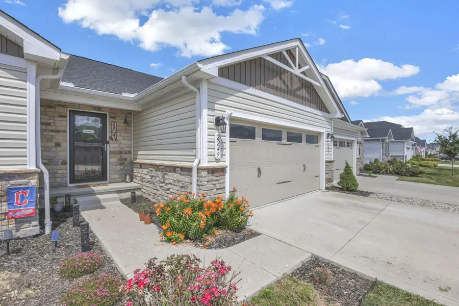 2249 Mcclouds Square, Marysville, OH 43040 - #2