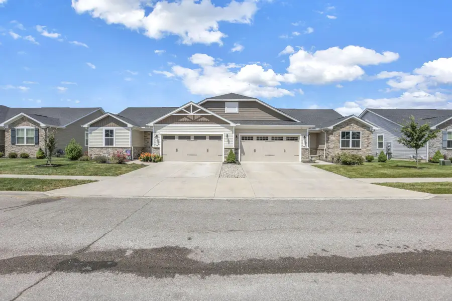 2249 Mcclouds Square, Marysville, OH 43040 - #3