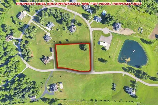 5996 Windy Hills Circle, Lancaster, OH 43130